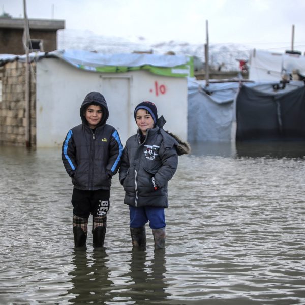 لإغاثة اللاجئين السوريين خلال الشتاء: حاجة إنسانية ملحة