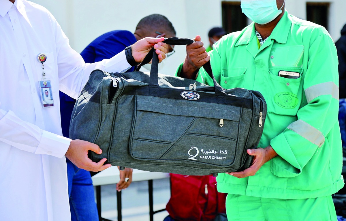 حقيبة الشتاء للعمال من قطر الخيرية