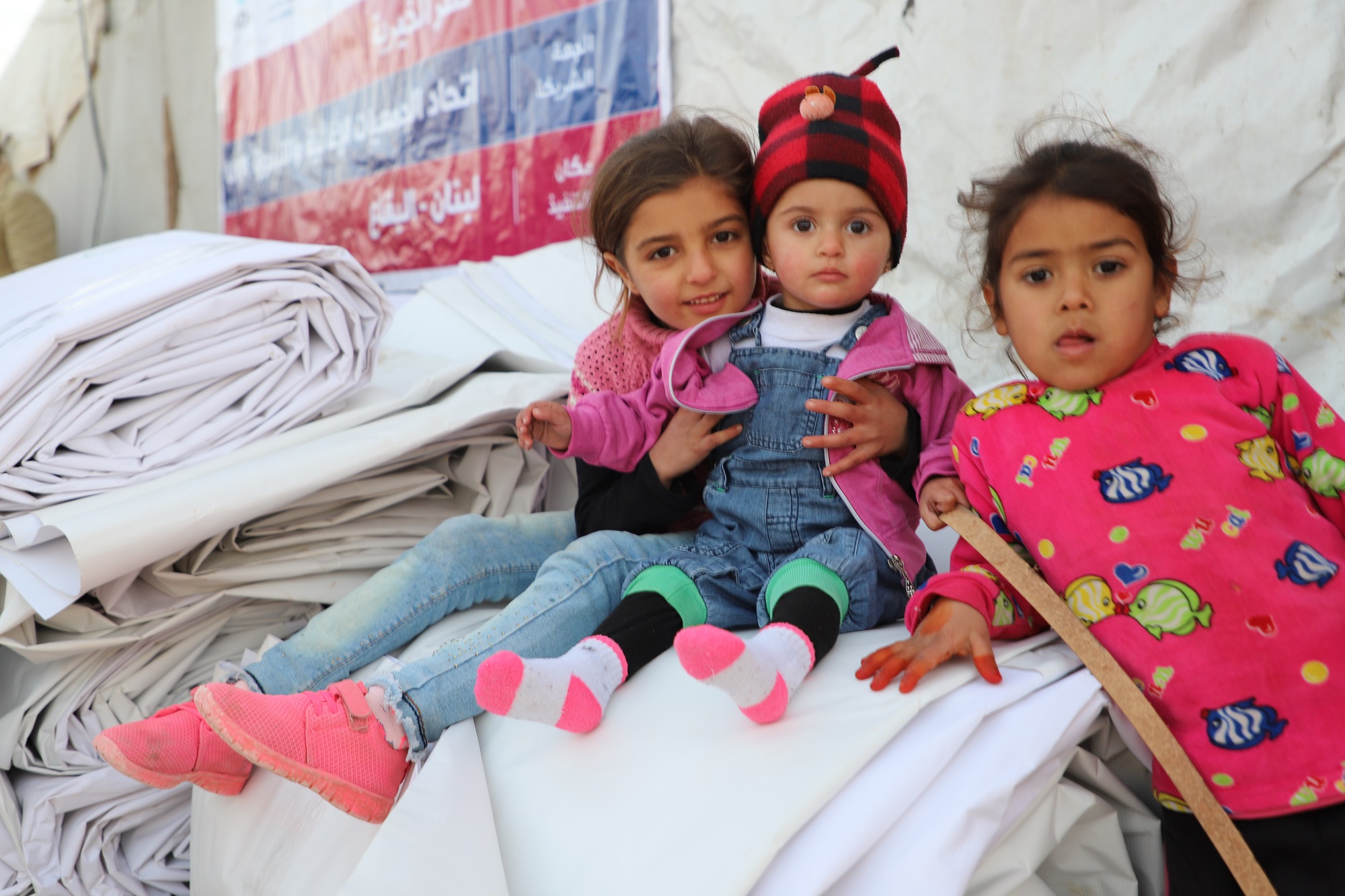 حملة الشتاء الدافئ لإغاثة اللاجئين السوريين