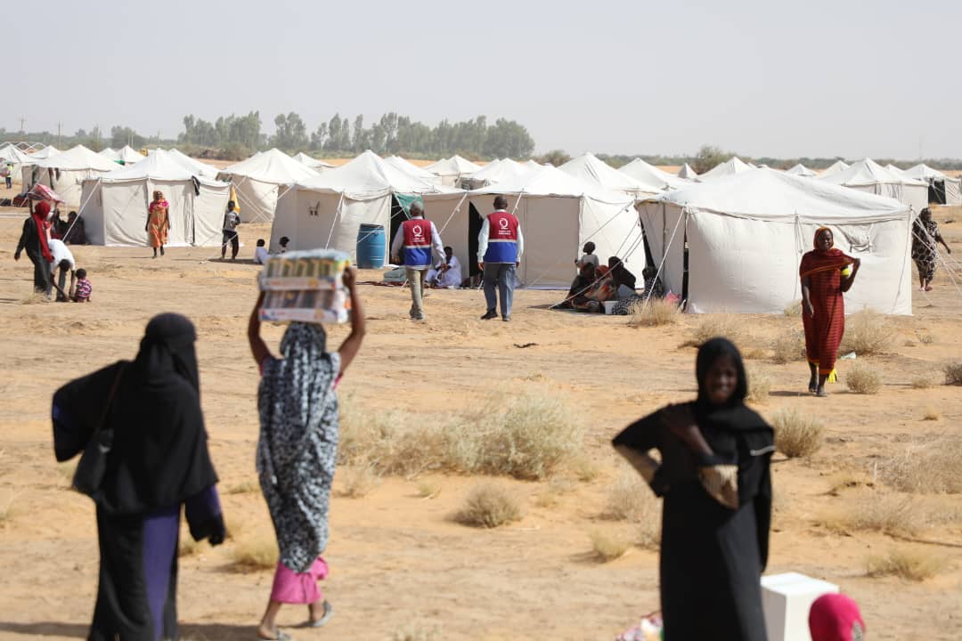 دعم إنساني مستمر لمتضرري الأزمات طويلة الأمد، يركّز على الغذاء والمأوى والكرامة الإنسانية عبر مبادرات قطر الخيرية.